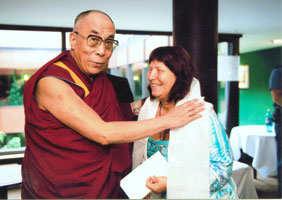 S.H. der Dalai Lama und Barbara Hausjell